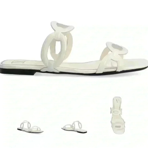 Valentino Garavani Ivory White Sandals - Picture 2 of 4